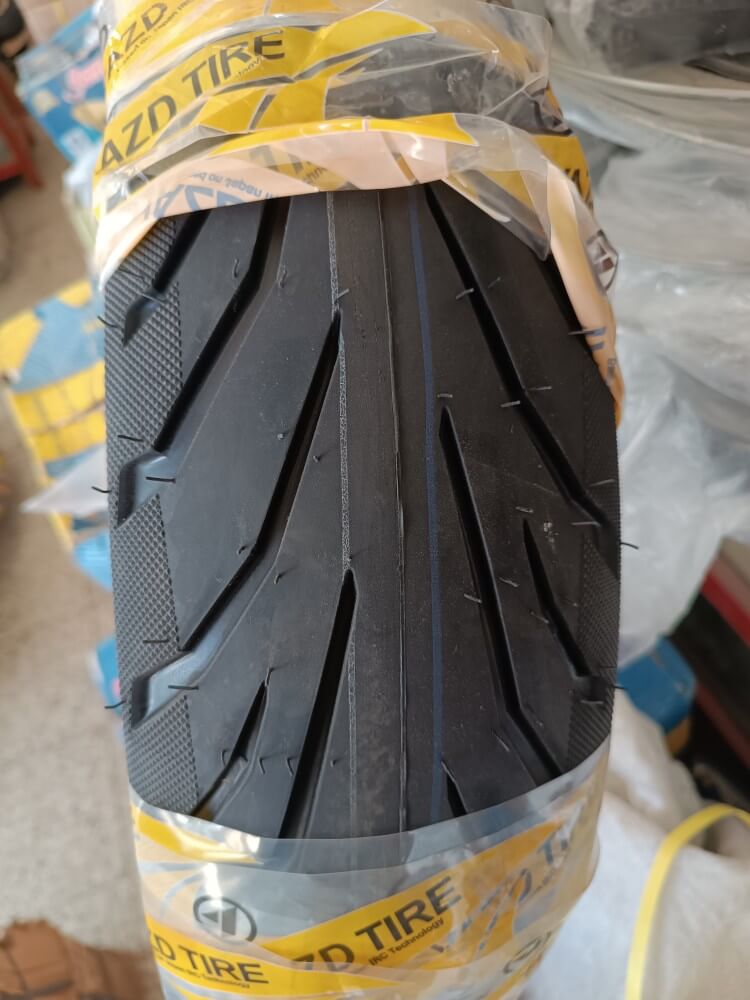 تایر موتور سیکلت یزد تایر سایز 17-140/70 تایر موتور سیکلت یزد تایر سایز 17-140/70